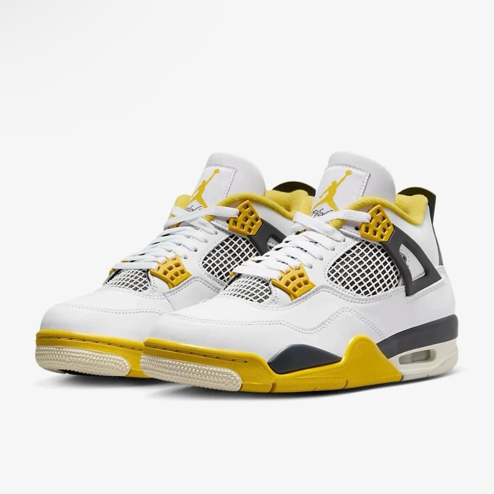 BRAND NEW Nike Air Jordan 4 Retro Vivid Sulfur Yellow Sneakers 6.5 Women’s Size